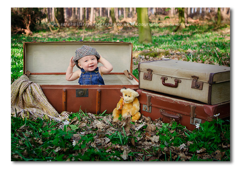 Toddler shoot woodlands