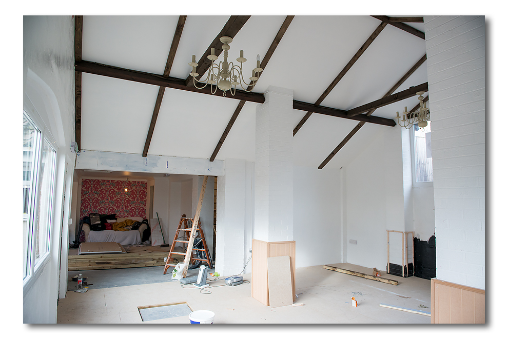 Shooting room Chandeliers up