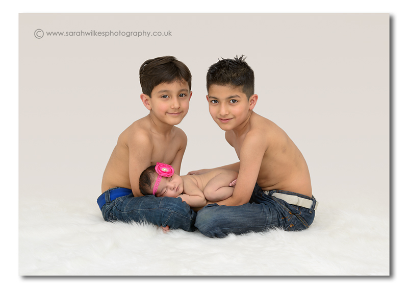 Siblings and newborn photography